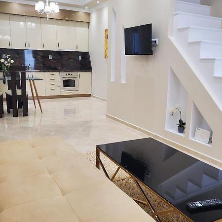 Kavala Centro Maisonette Villa Buitenkant foto